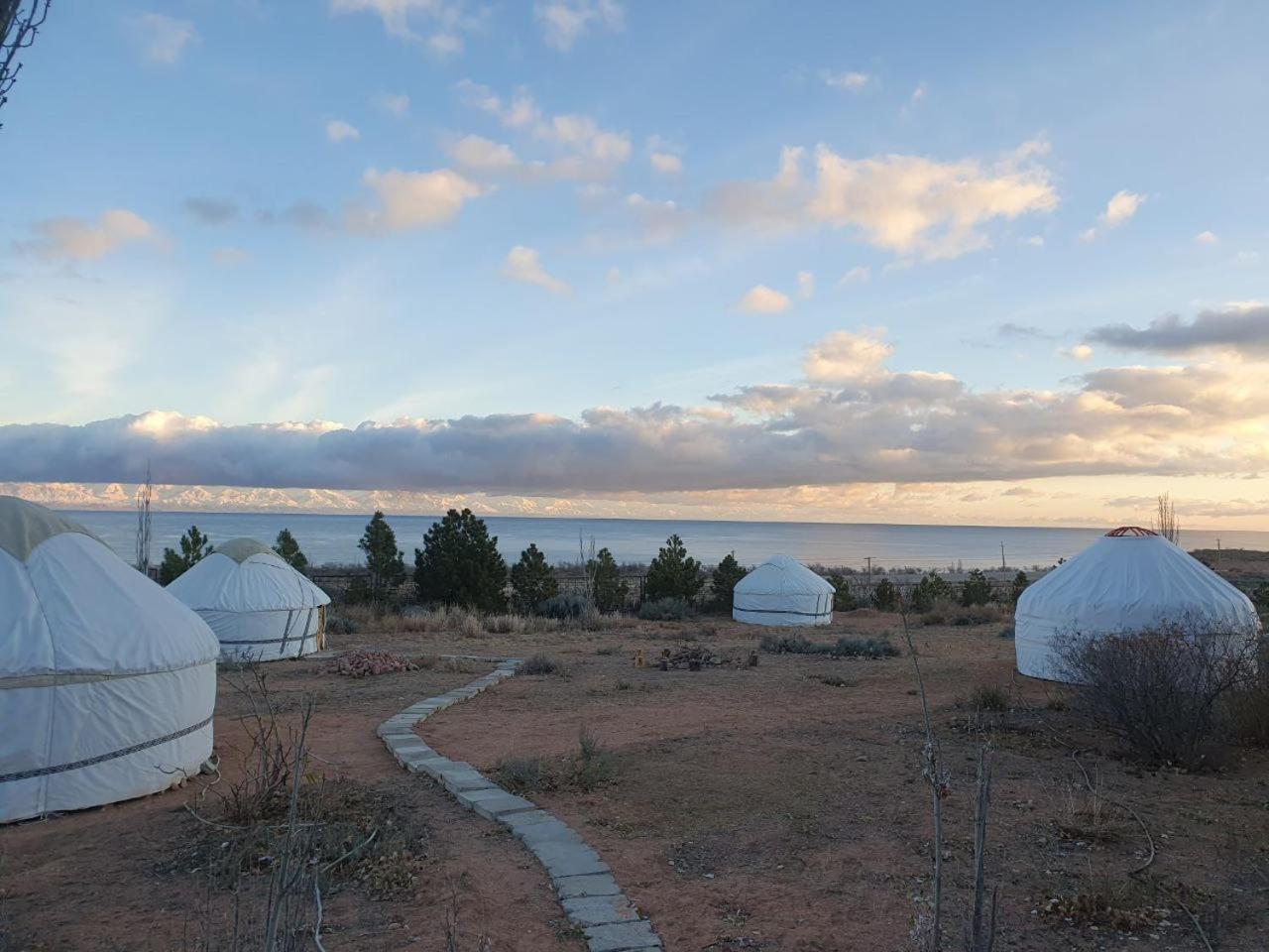 Bed and Breakfast Agat Yurt Camp à Kaji-Say Extérieur photo