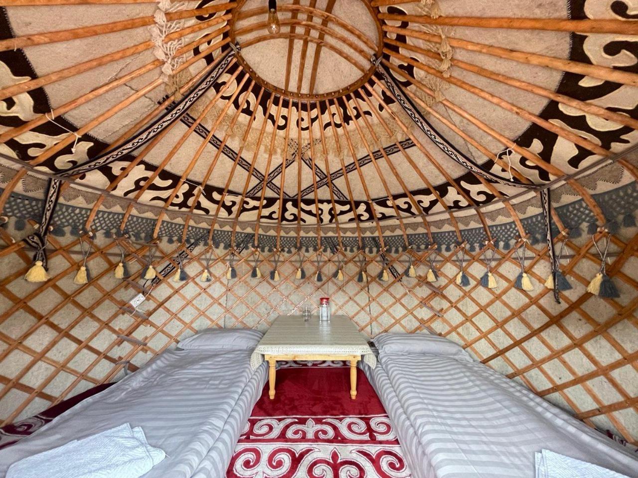 Bed and Breakfast Agat Yurt Camp à Kaji-Say Extérieur photo