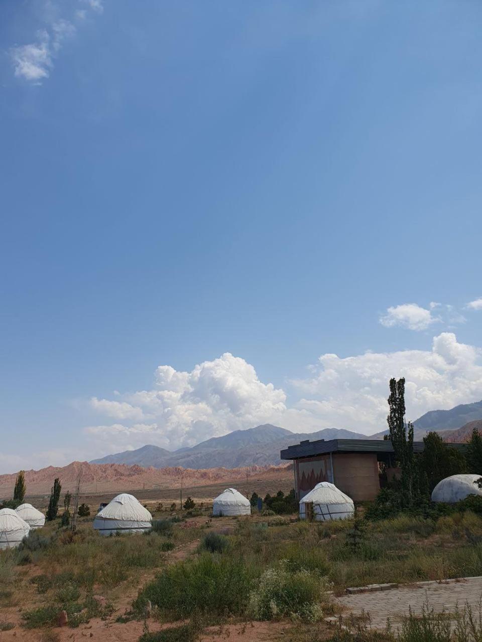 Bed and Breakfast Agat Yurt Camp à Kaji-Say Extérieur photo